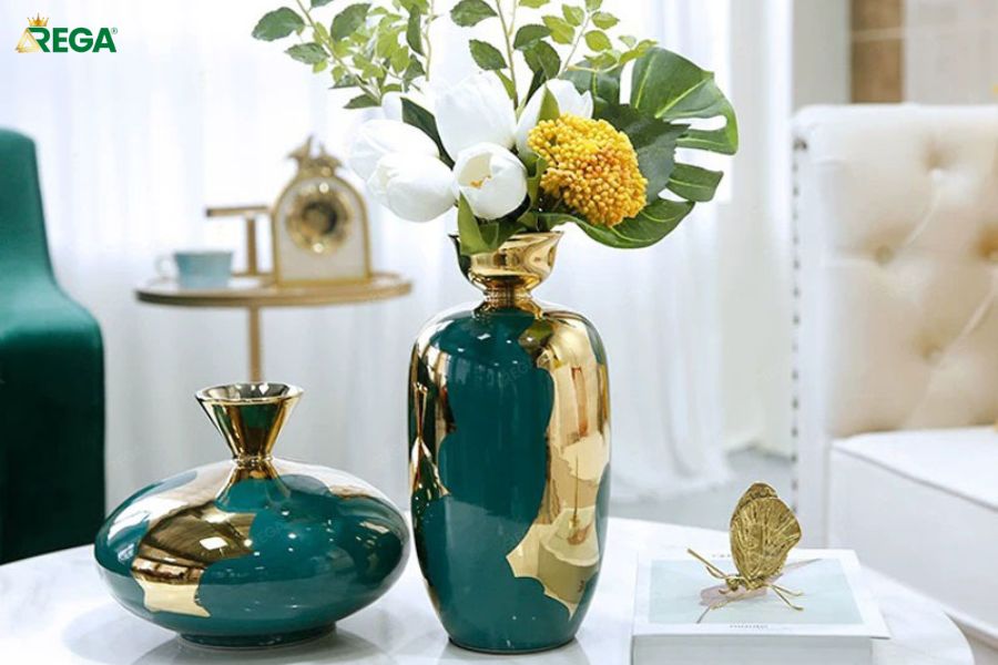 Cách Chọn Bình Hoa Lớn Trang Trí Phòng Khách Đẹp Chuẩn Phong Thủy Hướng Dẫn Bài Trí Bình Hoa Lớn Trang Trí Phòng Khách Đẹp Mắt