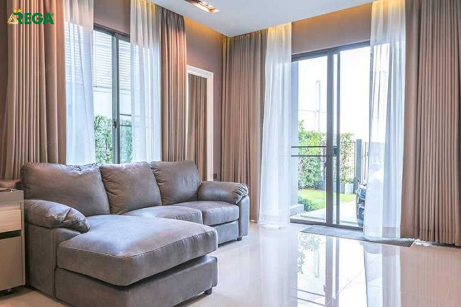 Câu Hỏi Thường Gặp (FAQ) Về Rèm Cửa Phòng Khách Hiện Đại