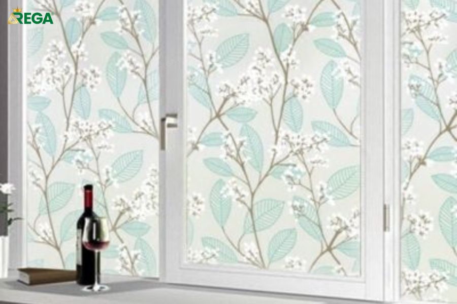 Tại sao nên sử dụng giấy decal dán kính cho phòng ngủ