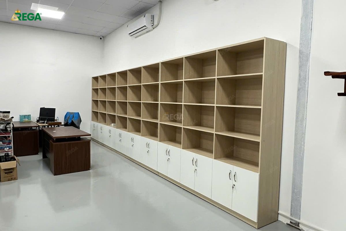 Rega Thi công nội thất công ty Finsbury Park Việt Nam Tủ tài liệu văn phòng thiết kế gọn gàng, hiện đại