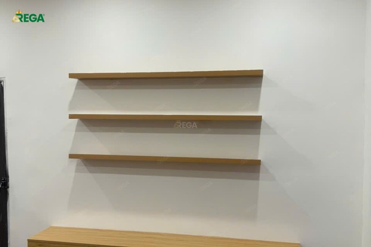 Rega Thi công văn phòng VMSK Thanh gỗ treo trang trí tạo điểm nhấn cho văn phòng VMSK