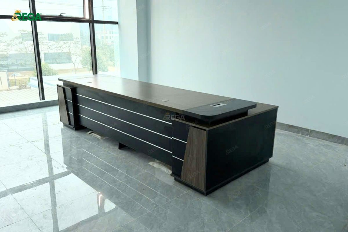 Rega Thi công văn phòng công ty Fuji Khu vực bàn giám đốc văn phòng Fuji do Rega thiết kế thi công