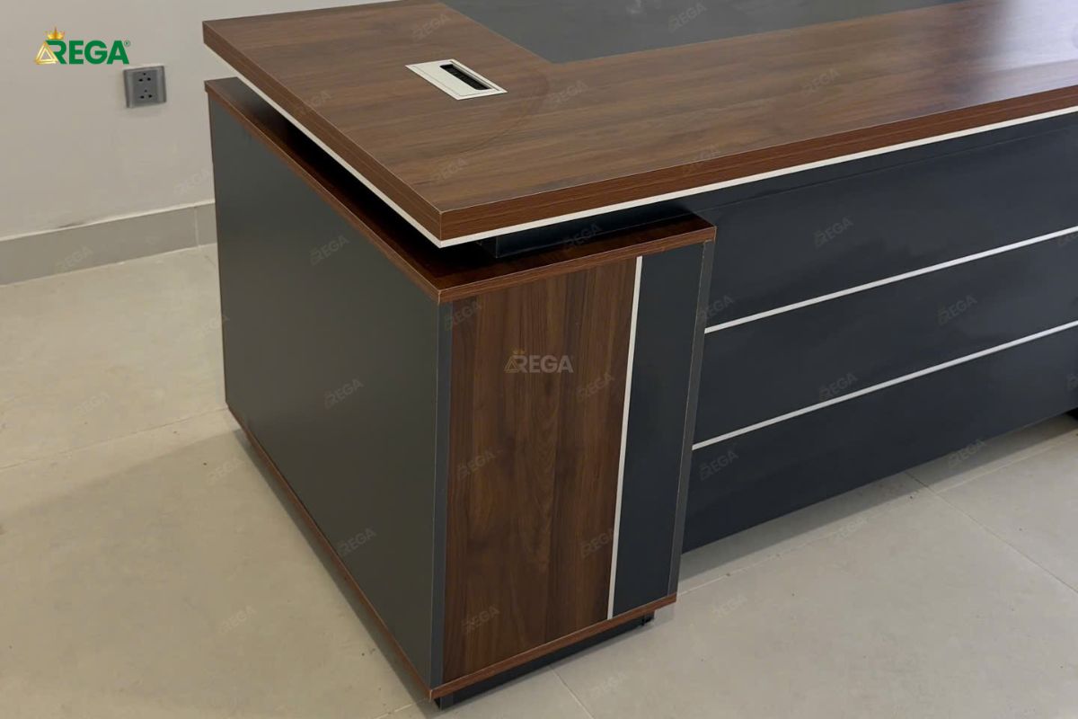 Rega Thi công văn phòng công ty Staka Không gian làm việc chuyên nghiệp tại STAKA