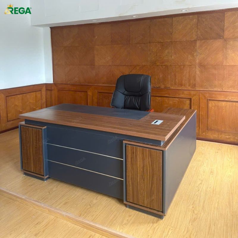 Hình ảnh thực tế bàn giám đốc REGA BGD776 sau khi lắp đặt.