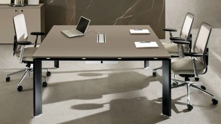 10 Mẫu Bàn Họp Vuông Giá Tốt, Đẹp Cho Văn Phòng Bàn họp vuông lớn cho 6 người