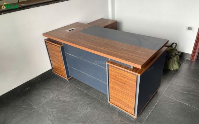 Không gian giám đốc Công ty Hùng Phát
