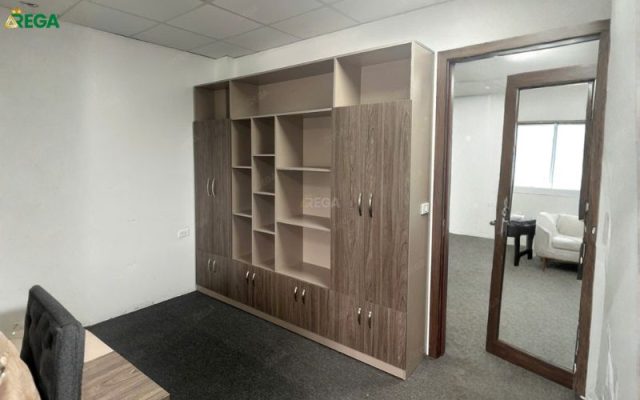 Rega thi công văn phòng công ty Meiko Tủ giám đốc Rega sản xuất đồng bộ tại MEIKO