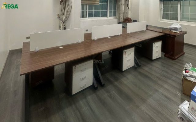 Rega thi công văn phòng công ty Nguyễn Đăng Group Cụm bàn làm việc tại Nguyễn Đăng Group do Rega lắp đặt