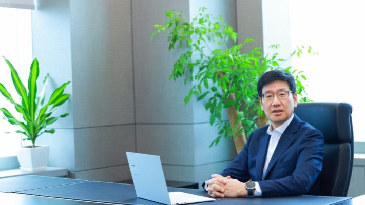 Hướng dẫn đặt mua ghế giám đốc cá nhân hóa Vì sao nên lựa chọn ghế giám đốc cá nhân hóa?