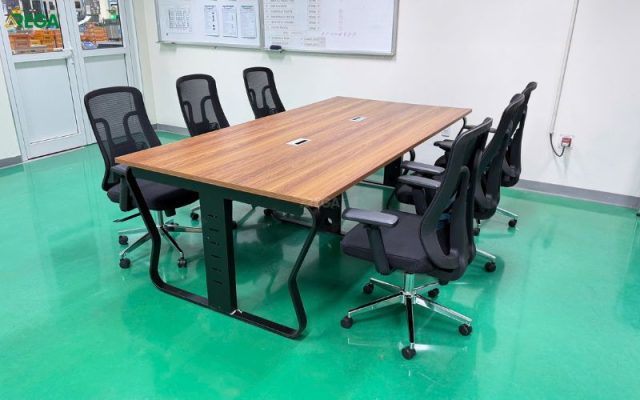Rega thi công nội thất văn phòng Tập Đoàn Phú Sơn Bàn làm việc nhân viên văn phòng Phú Sơn hiện đại do Rega lắp đặt