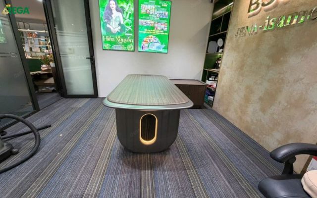 Rega thi công nội thất văn phòng BSSC Group Thiết kế bàn giám đốc LED REGA nổi bật tại BSSC Group