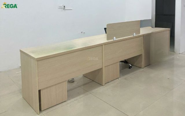Rega thi công nội thất văn phòng công ty DHT Cụm bàn nhân viên hỗ trợ bố trí chỗ ngồi khoa học